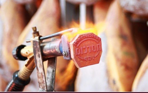 Il Commissario straordinario per la PSA incontra i Soci del Consorzio di Tutela della IGP del Prosciutto di Norcia.