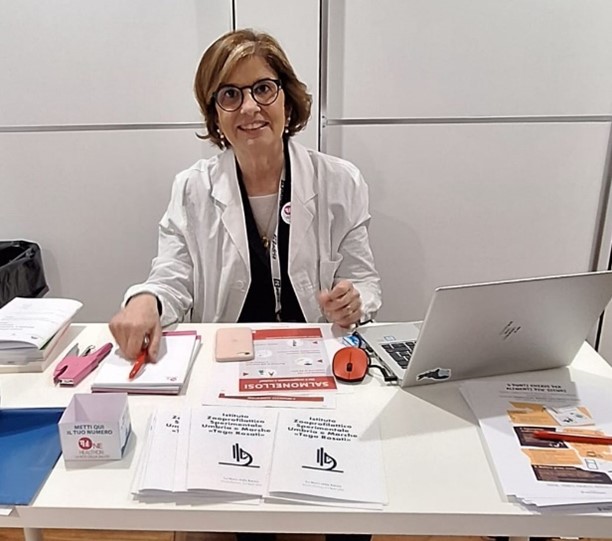 LA PREVENZIONE...SALE A BORDO:   SALPATA DA ANCONA LA \